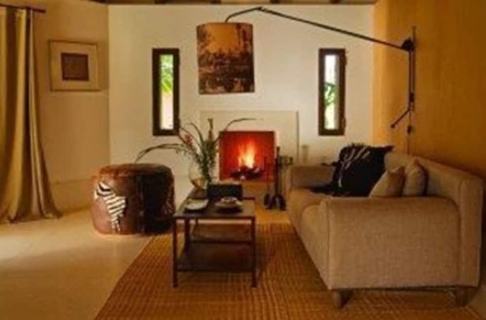 Hotel Les Cinq Djellabas Douar Caïd Layadi Dış mekan fotoğraf
